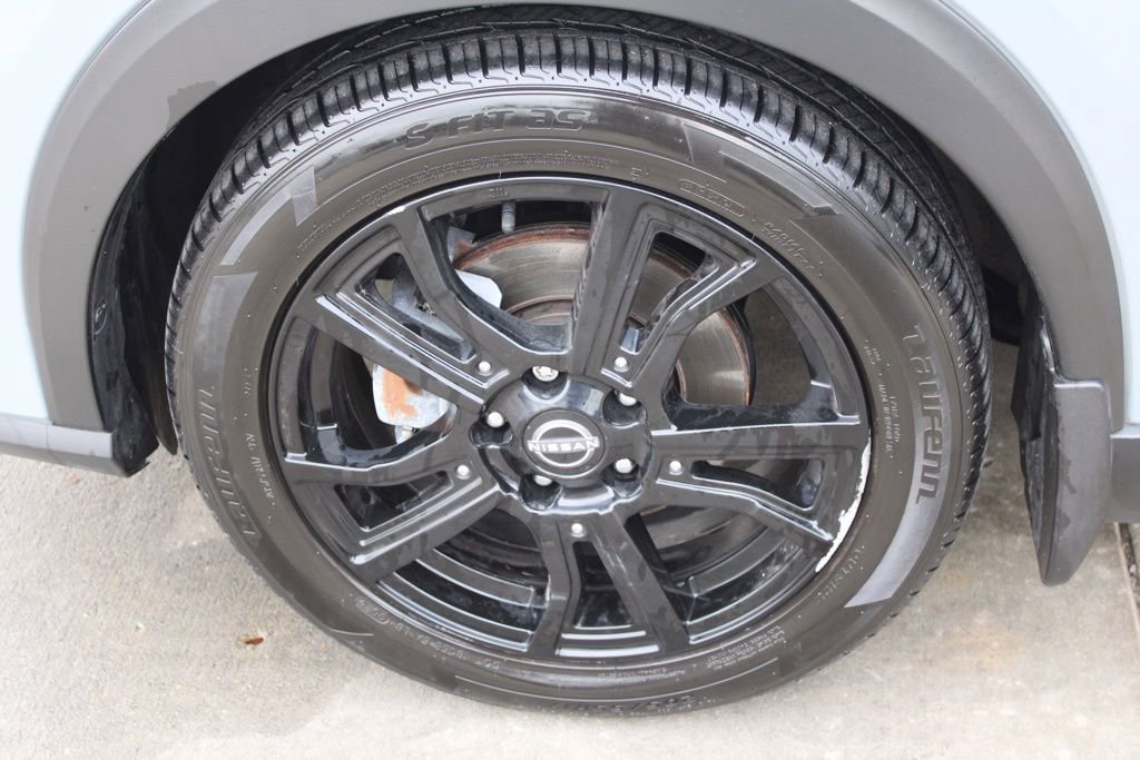 Used 2023 Nissan Kicks SR w/ SR Premium Package image 11