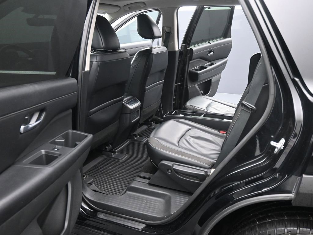 Used 2023 Nissan Pathfinder SL w/ SL Premium Package image 17