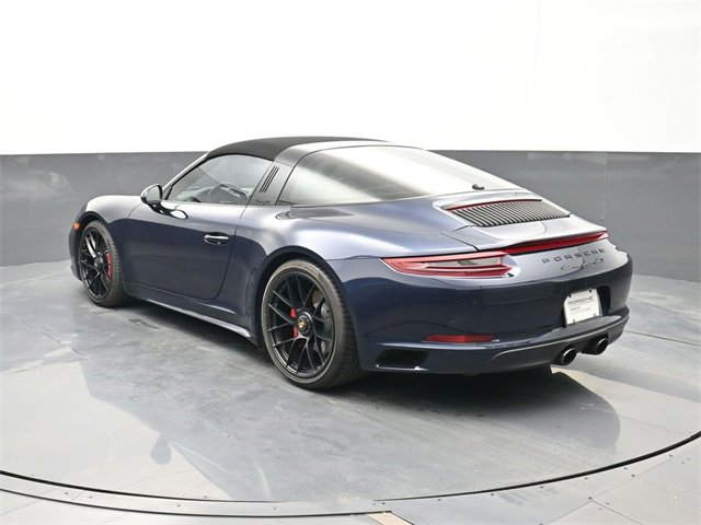 Used 2019 Porsche 911 Targa 4 GTS image 3