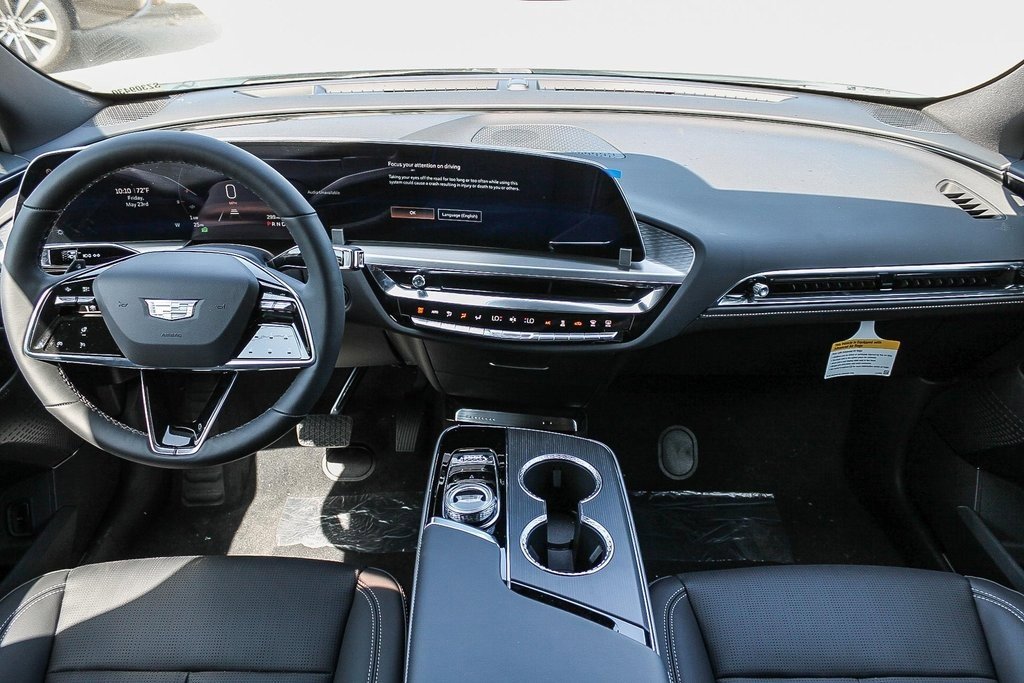 New 2025 Cadillac Lyriq Sport image 12