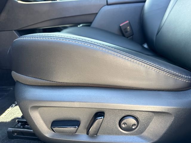 Used 2024 Nissan Rogue SL image 14