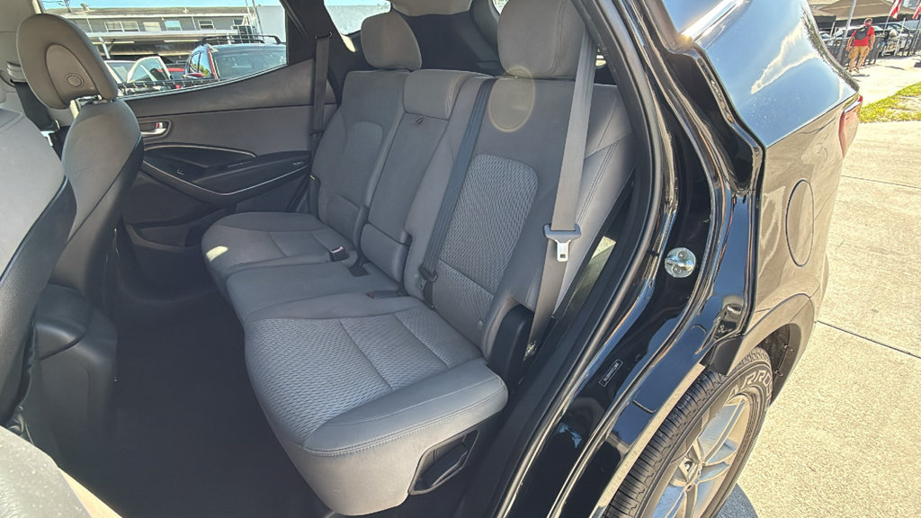Used 2018 Hyundai Santa Fe Sport FWD image 25