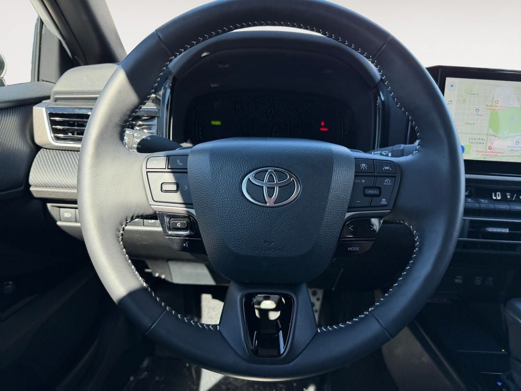 Used 2025 Toyota Camry SE w/ Multimedia Upgrade Package AWD/4WD image 13