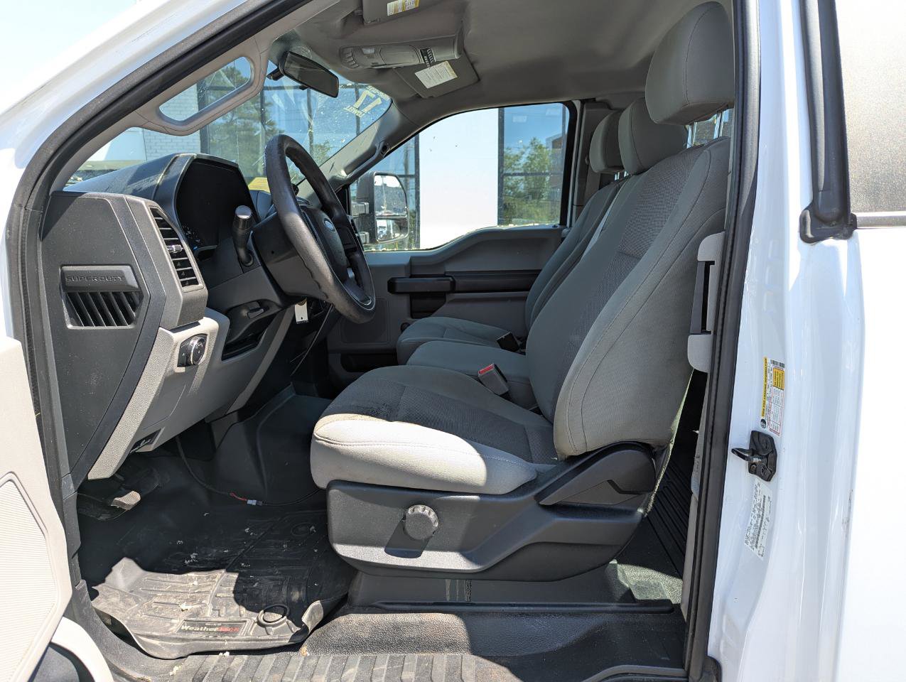 Used 2017 Ford F250 XL w/ Snow Plow Prep Package AWD/4WD image 12