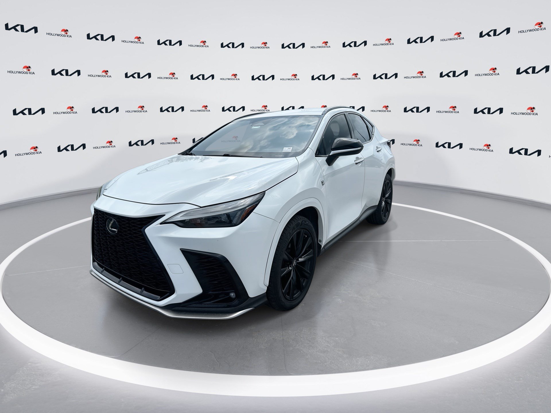 Used 2022 Lexus NX 350 F Sport w/ Accessory Package 2 AWD/4WD image 4