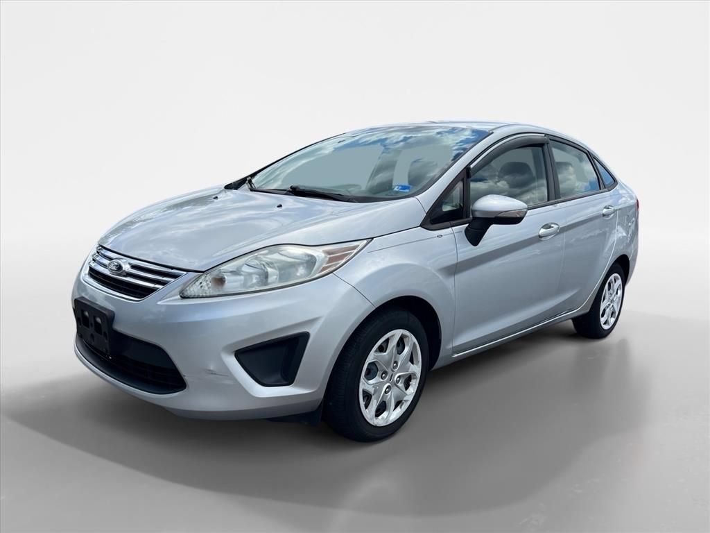 Used 2013 Ford Fiesta SE