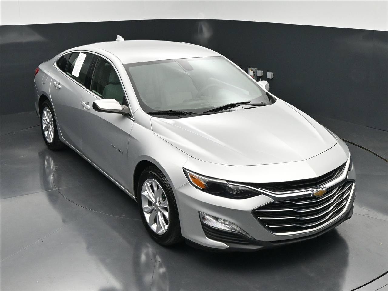 Used 2020 Chevrolet Malibu LT FWD image 21