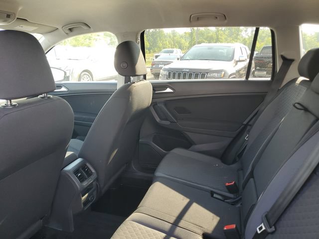 Used 2019 Volkswagen Tiguan S w/ Driver Assistance Package AWD/4WD image 8
