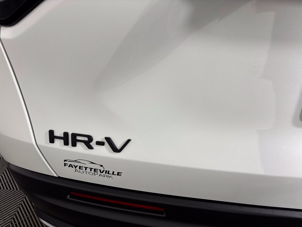 Used 2027 Honda HR-V Sport image 4