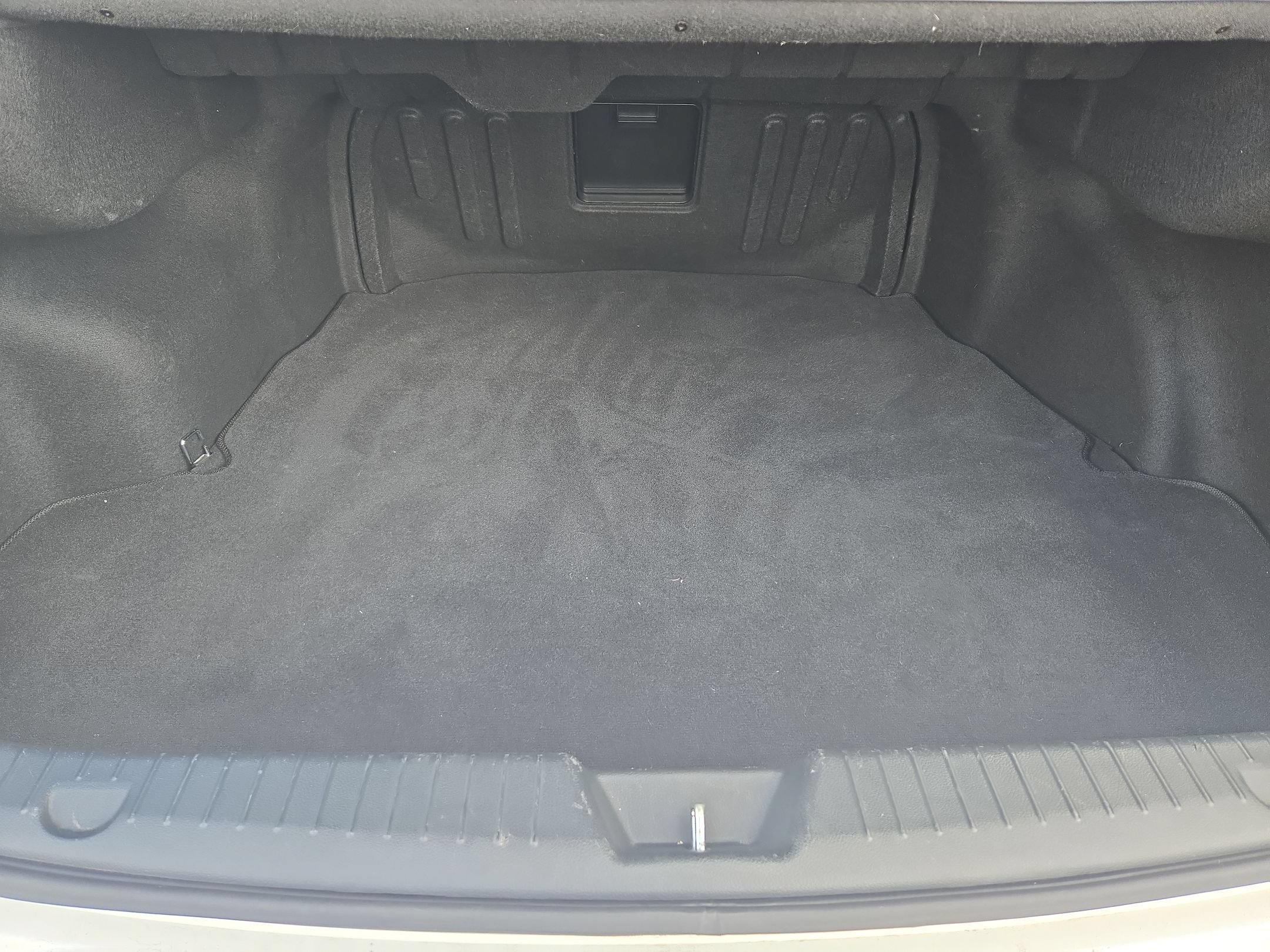 Used 2014 Kia Cadenza Premium FWD image 24