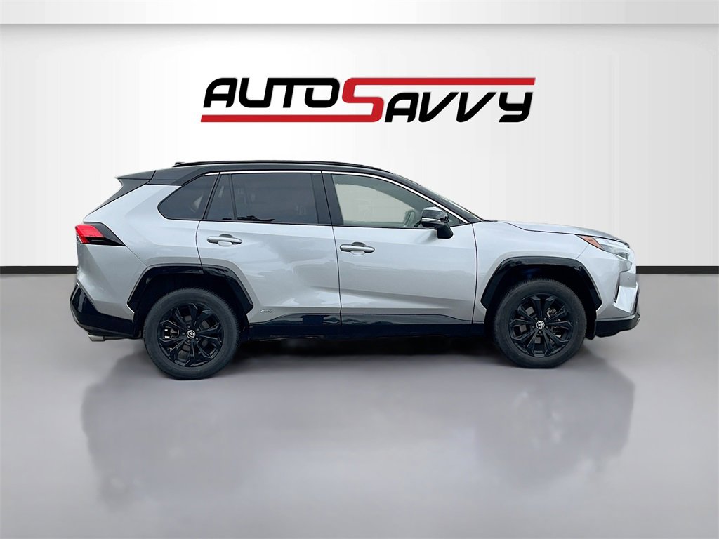 Used 2024 Toyota RAV4 XSE image 8