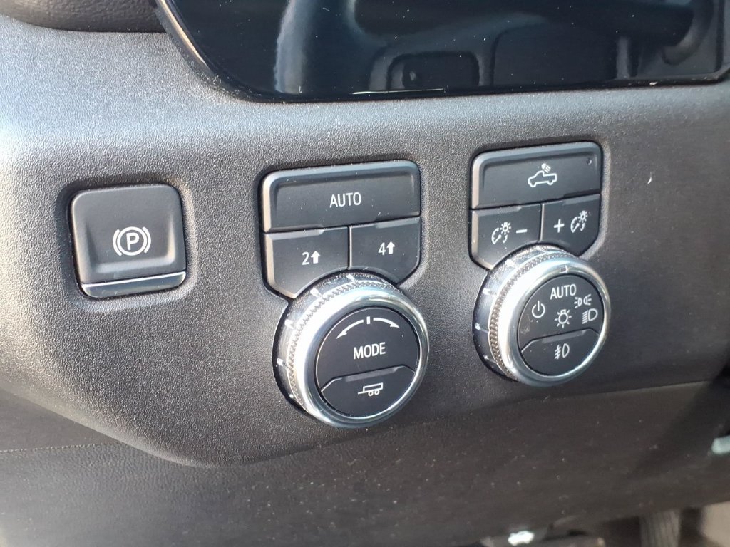 Used 2024 GMC Sierra 1500 Elevation AWD/4WD image 18
