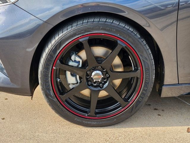 Used 2023 Kia Forte GT image 17