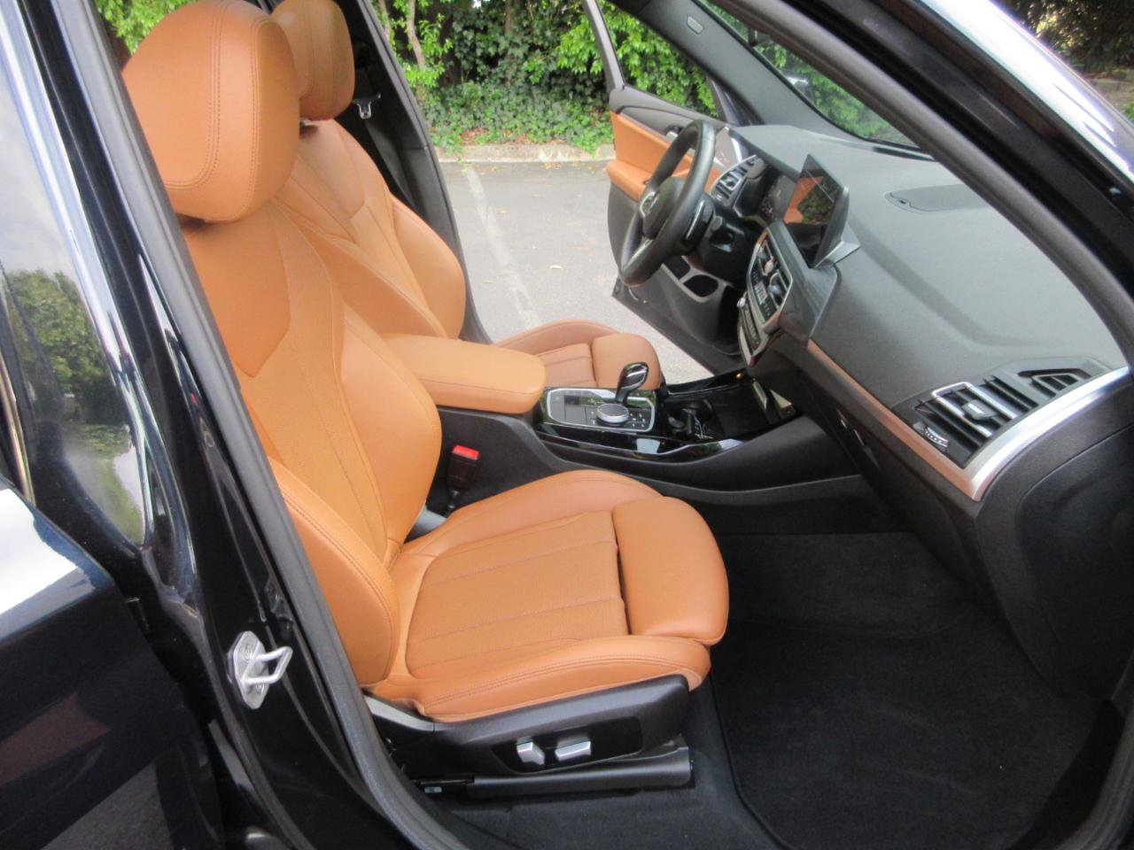 Used 2023 BMW X3 xDrive30i w/ M Sport Package AWD/4WD image 22