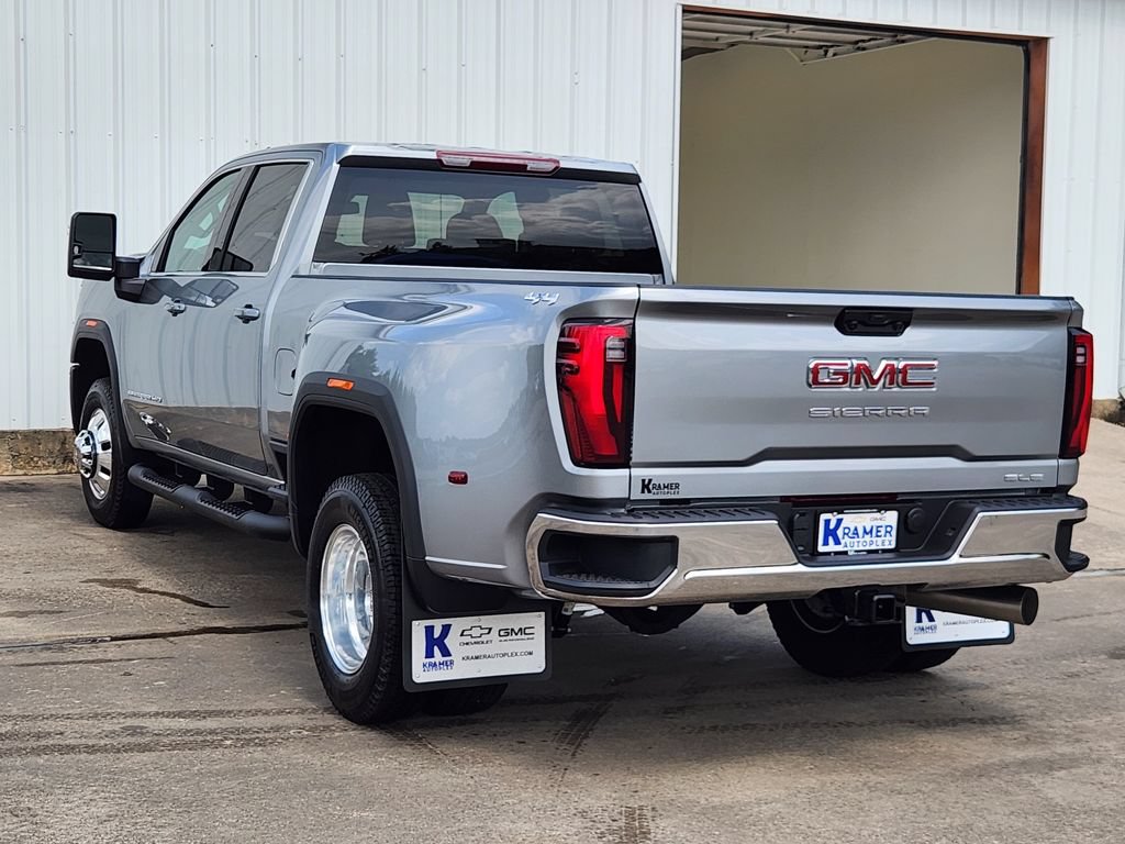 New 2026 GMC Sierra 3500 SLE w/ SLE Value Package AWD/4WD image 3