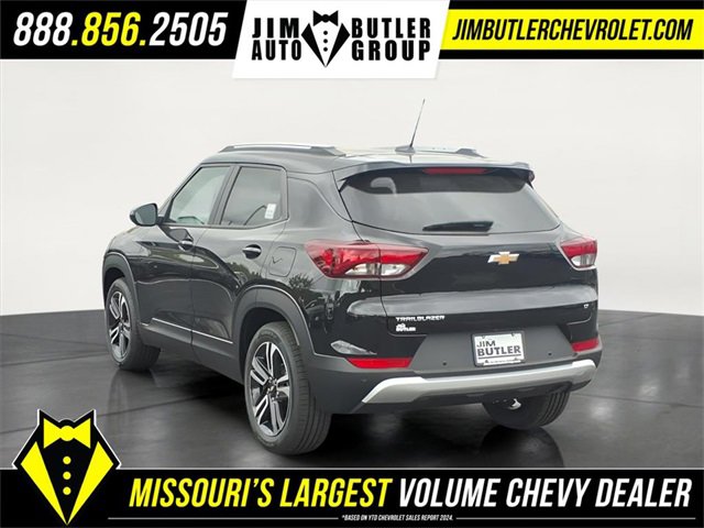 New 2026 Chevrolet TrailBlazer LT w/ Driver Confidence Package image 2