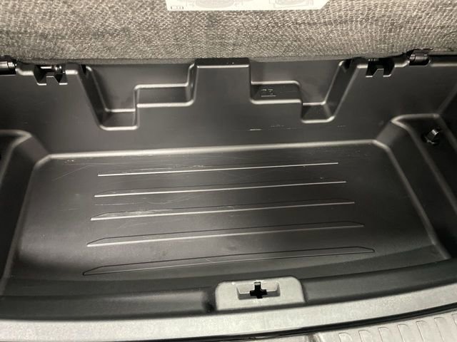 Used 2025 Chevrolet Traverse LT image 26