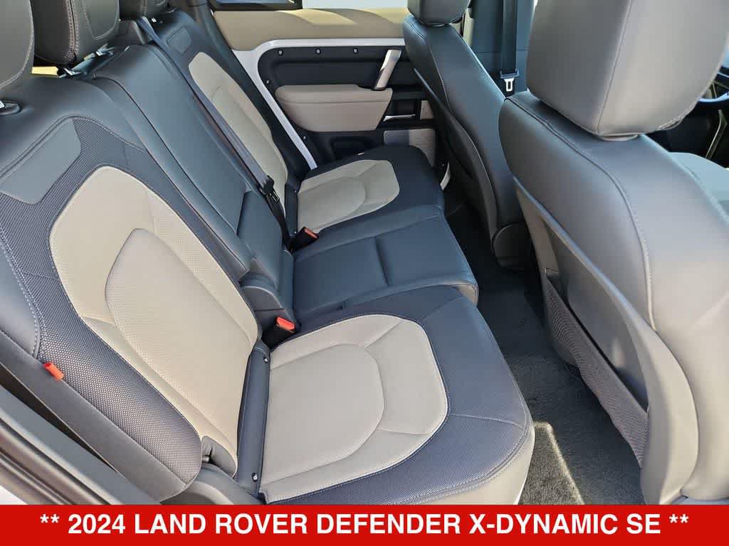 Used 2024 Land Rover Defender 130 X-Dynamic SE AWD/4WD image 21