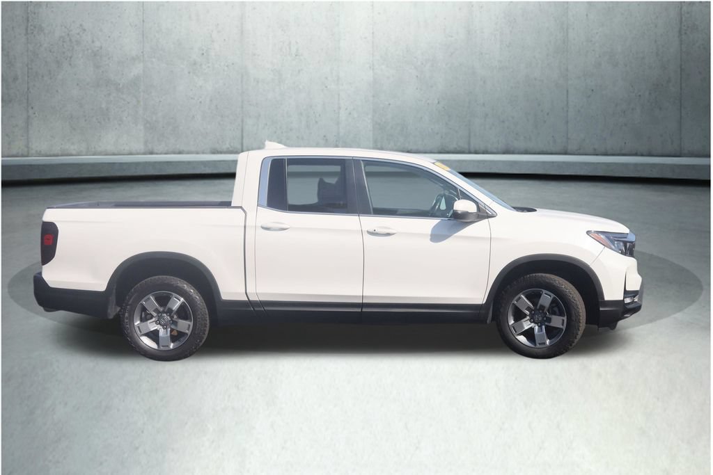 Used 2025 Honda Ridgeline RTL image 13