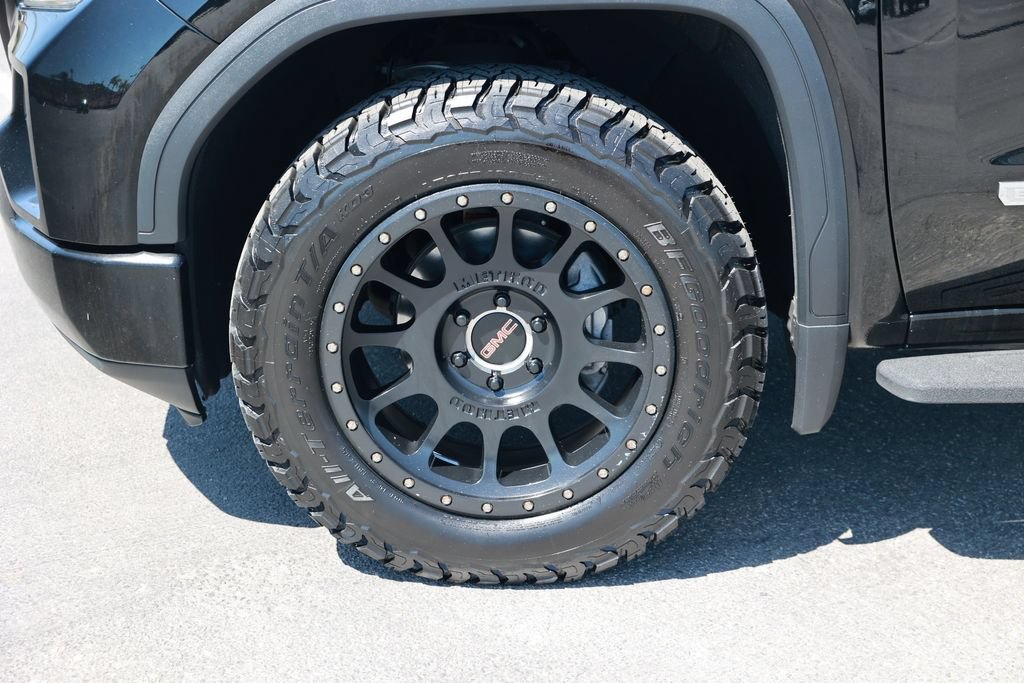 Used 2020 GMC Sierra 1500 Elevation w/ Elevation Value Package AWD/4WD image 14