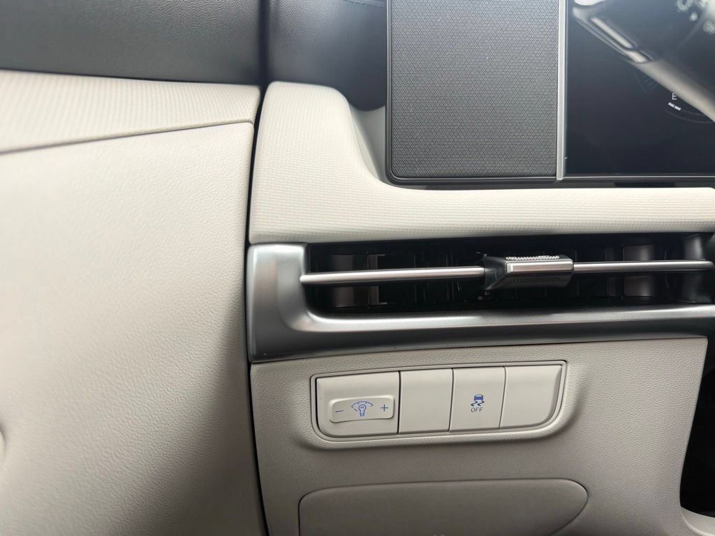 New 2026 Hyundai Tucson SE FWD image 12