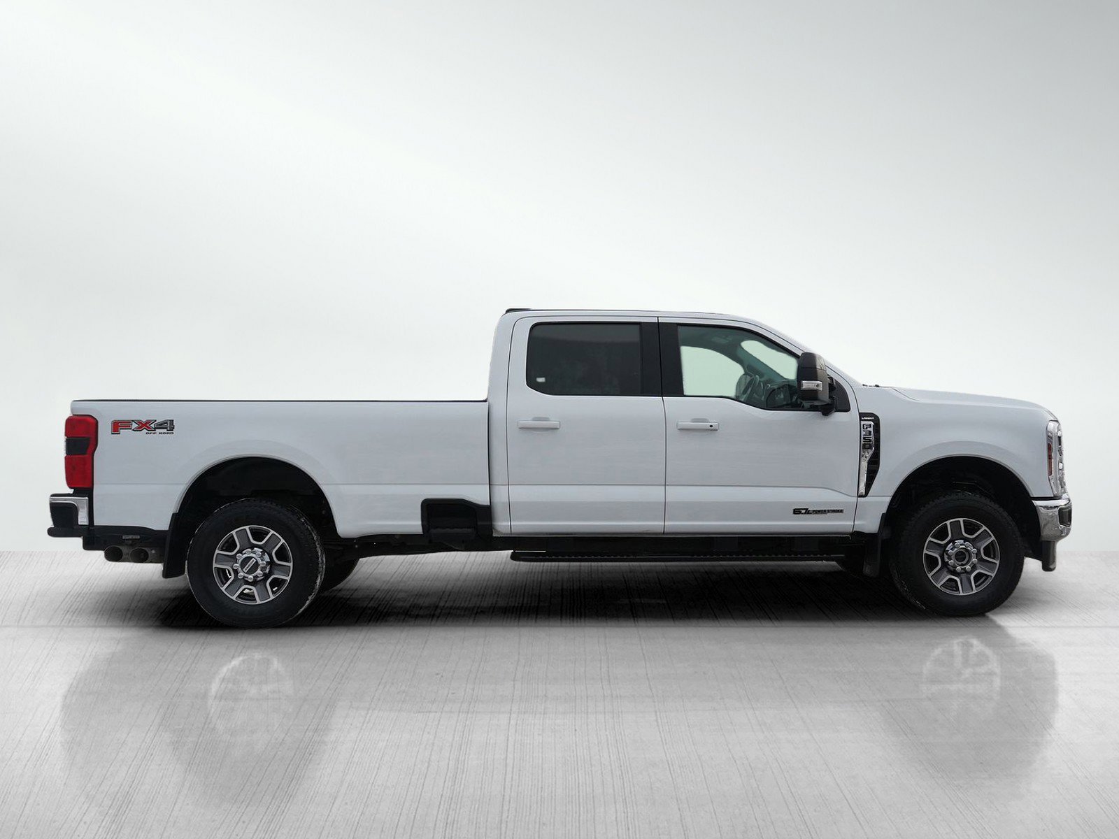 Used 2024 Ford F350 Lariat image 6