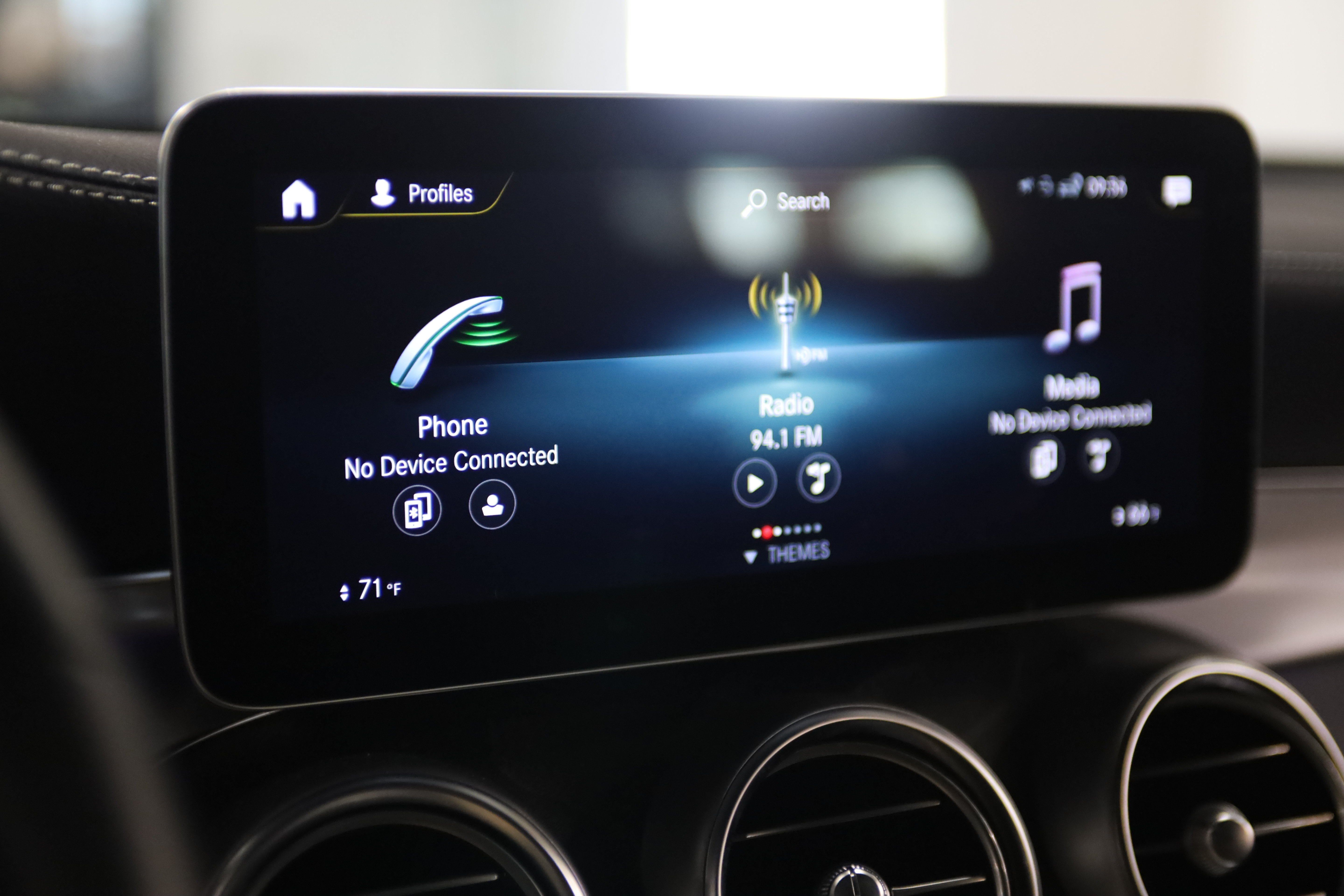 Used 2023 Mercedes-Benz GLC 300 4MATIC Coupe image 24