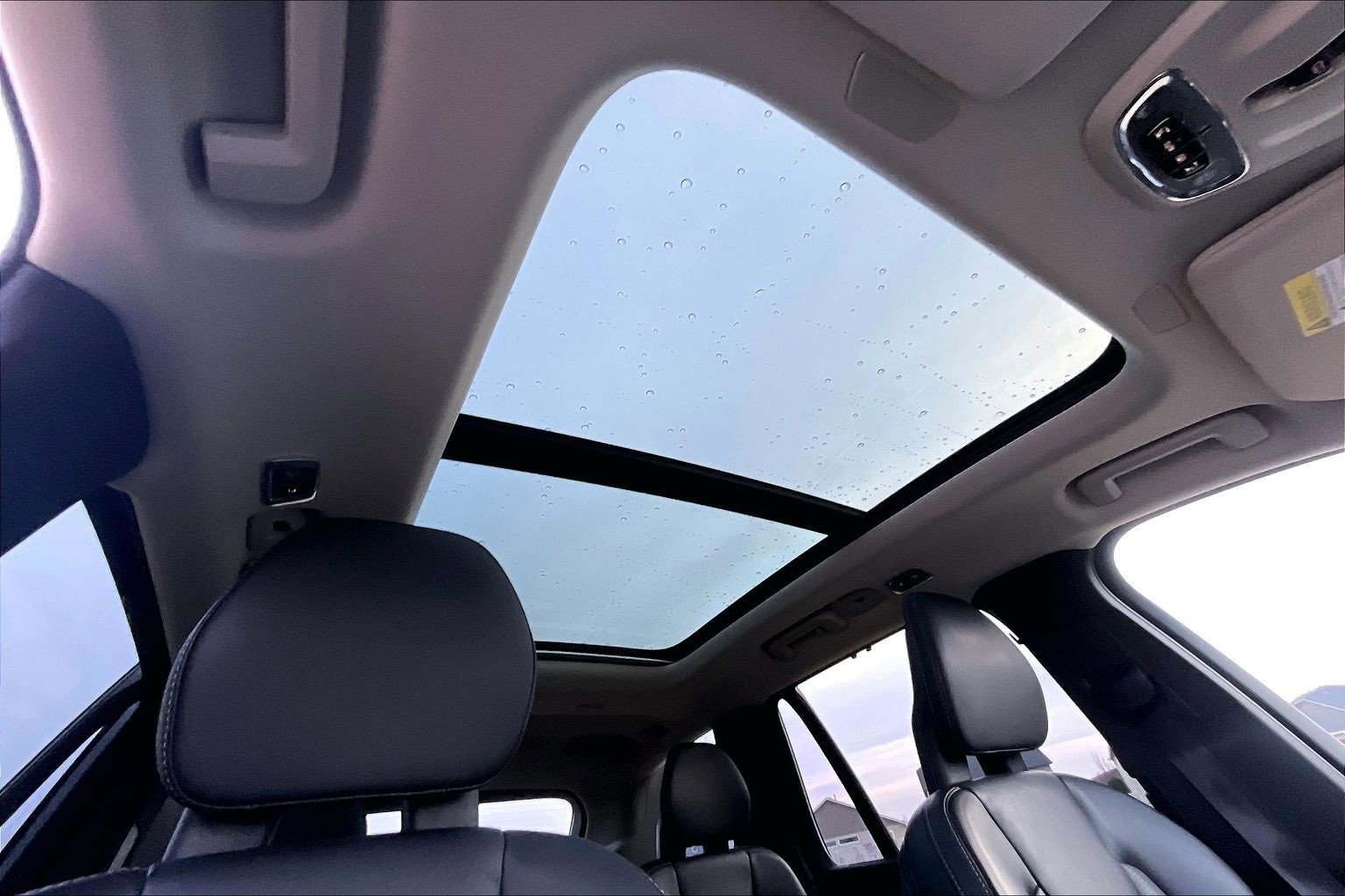 Used 2022 Volvo XC90 T6 Inscription w/ Climate Package image 22