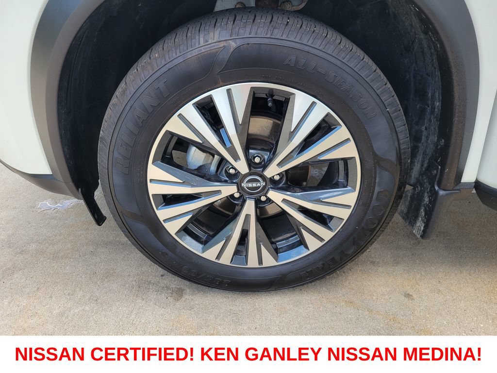 Certified 2023 Nissan Rogue SV AWD/4WD image 18