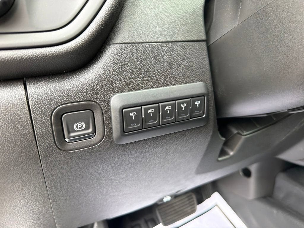 New 2026 Chevrolet Silverado 3500 W/T w/ WT Convenience Package AWD/4WD image 28