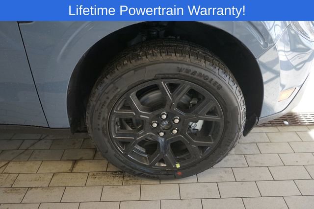 New 2025 Ford Maverick Lariat w/ Black Appearance Package image 15