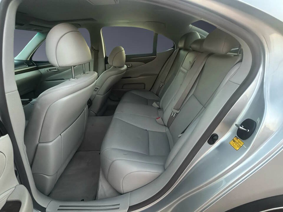 Used 2007 Lexus LS 460 RWD image 13
