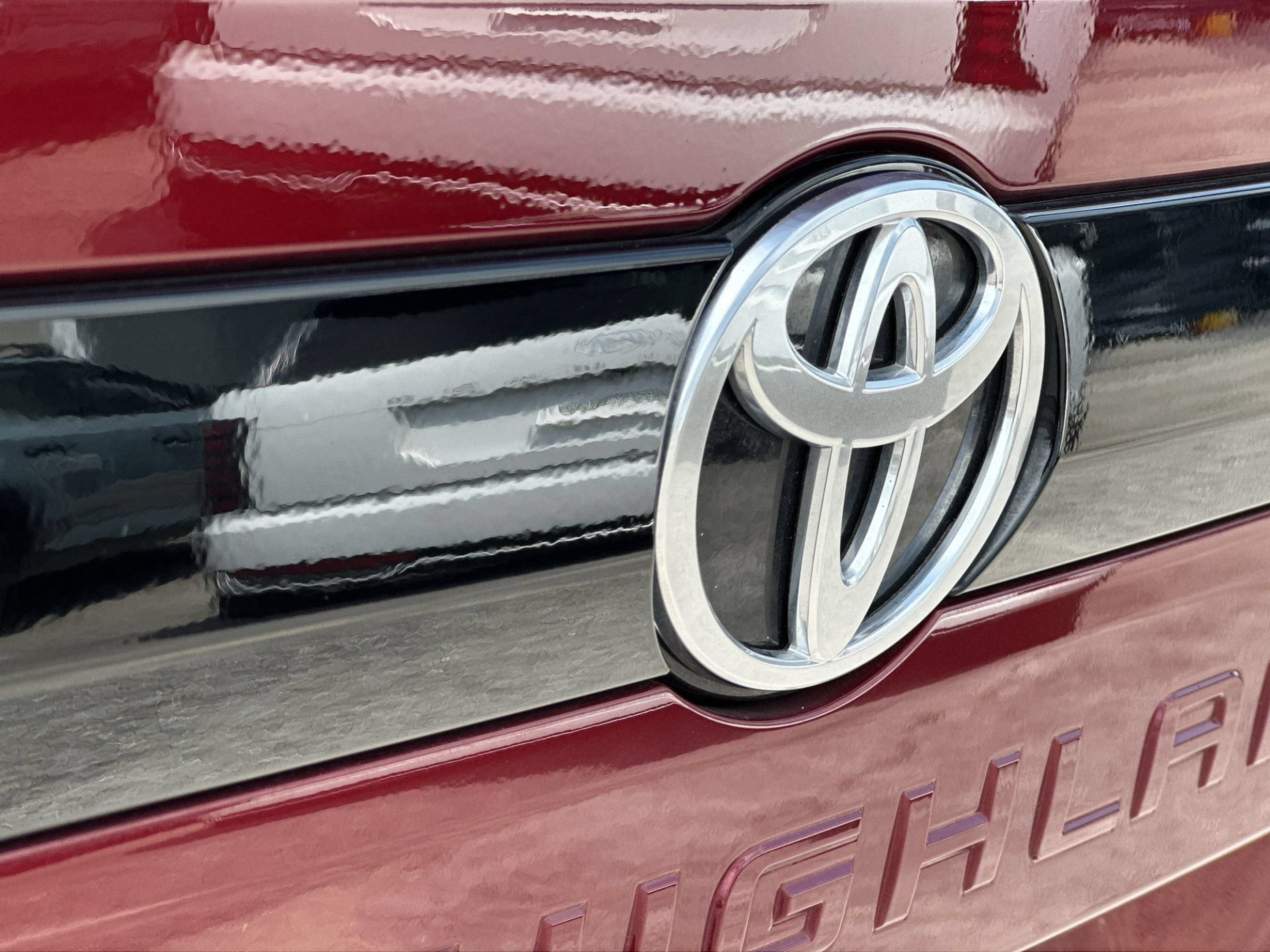 Used 2024 Toyota Grand Highlander XLE FWD image 27