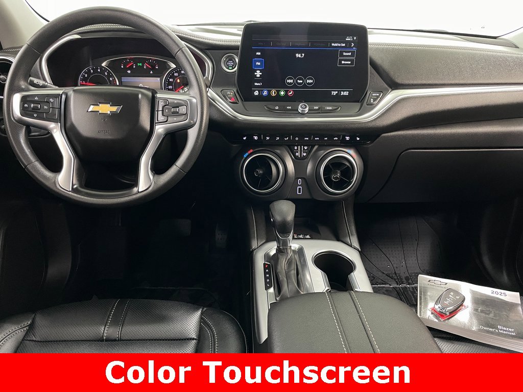 Used 2025 Chevrolet Blazer LT w/ Convenience Package image 2