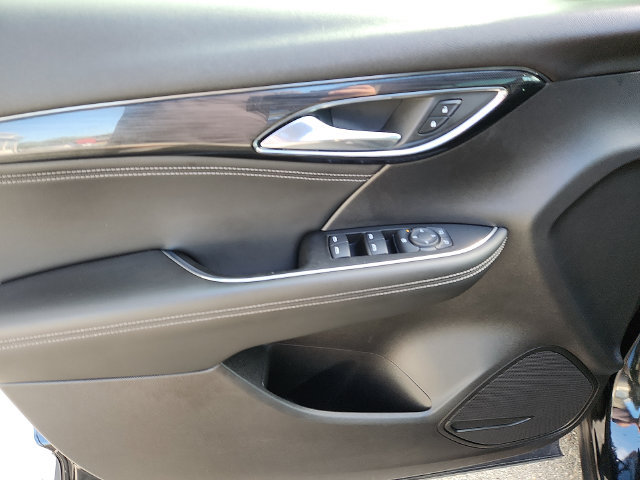 Certified 2023 Buick Envision Preferred FWD image 12