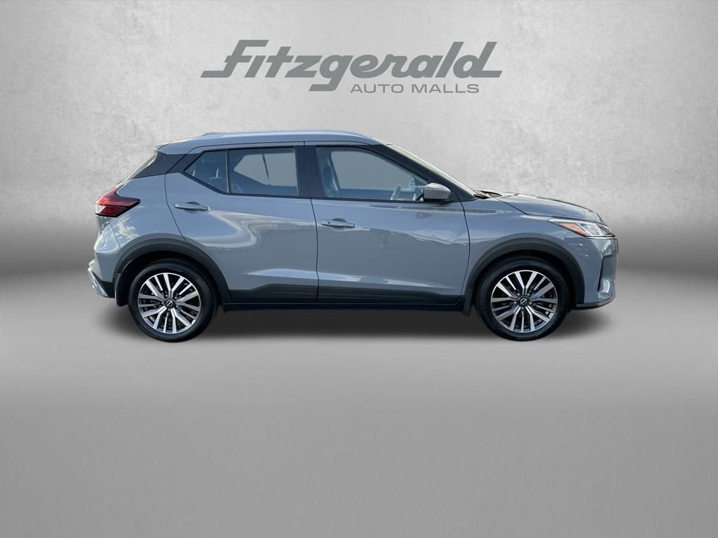 Certified 2023 Nissan Kicks SV image 8
