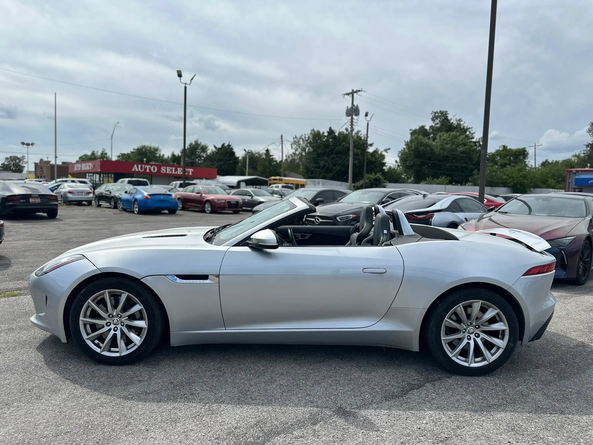 Used 2014 Jaguar F-TYPE Convertible RWD image 16