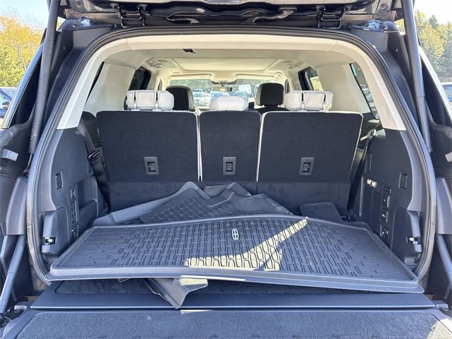 New 2025 Lincoln Navigator Reserve image 12