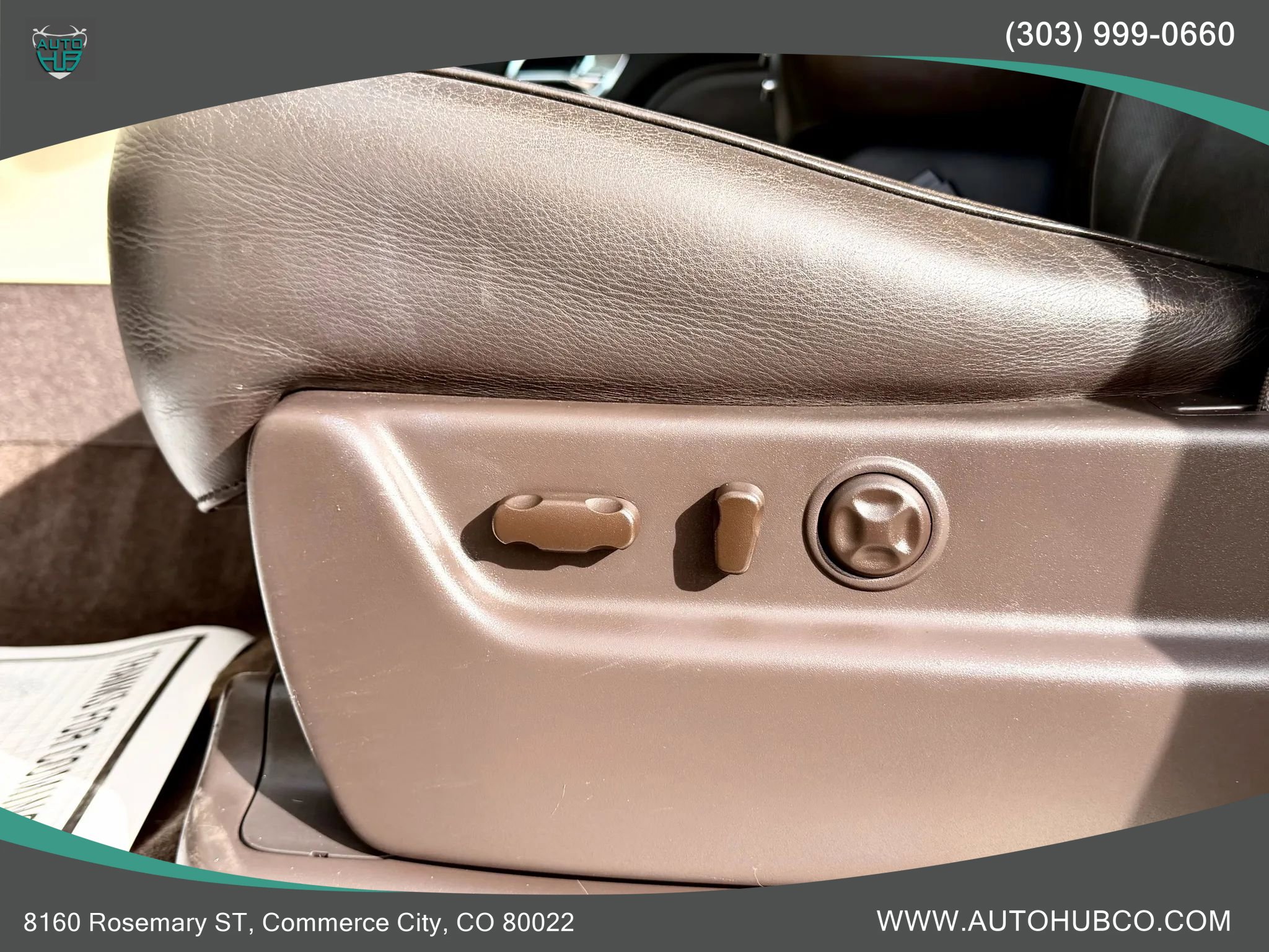 Used 2014 Cadillac Escalade Platinum image 32