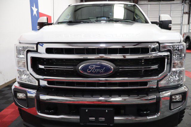 Used 2020 Ford F250 Lariat w/ Lariat Value Package AWD/4WD image 4