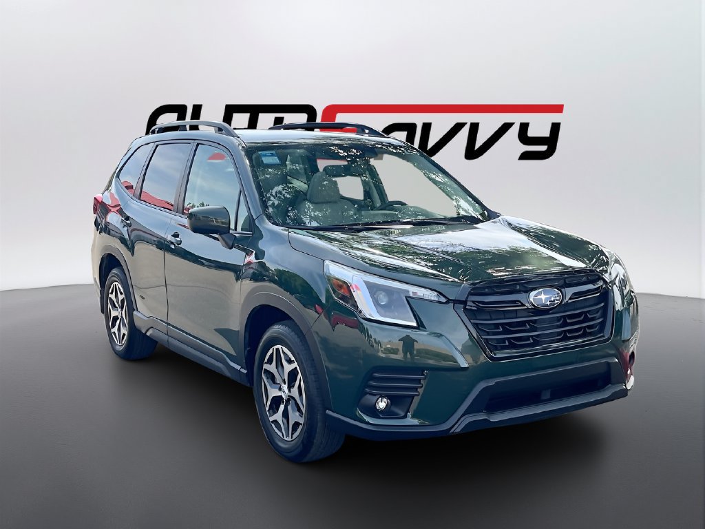 Used 2023 Subaru Forester Premium AWD/4WD image 1