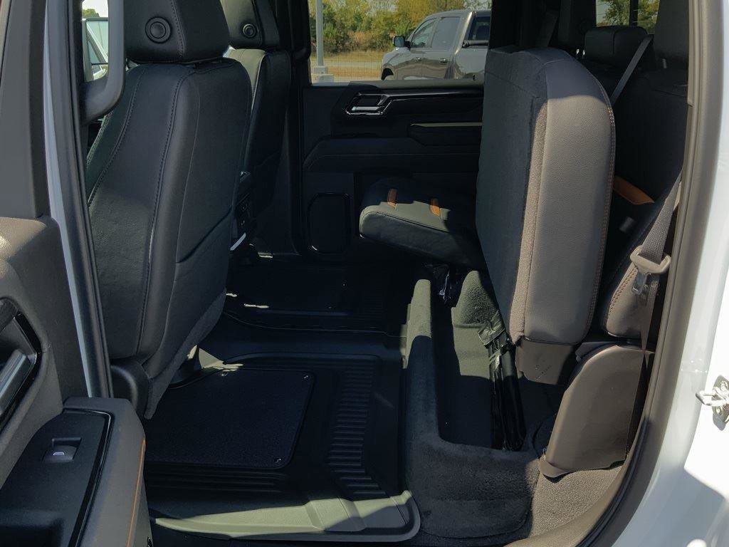 New 2026 GMC Sierra 2500 AT4 w/ AT4 Premium Plus Package image 63