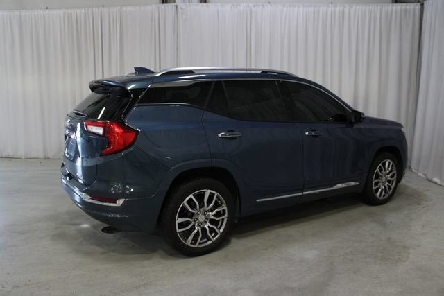 Used 2024 GMC Terrain Denali w/ Denali Premium Package AWD/4WD image 34