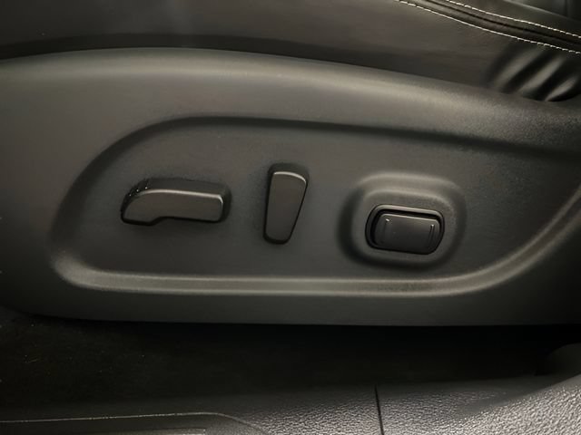 Certified 2023 Nissan Murano SV w/ SV Midnight Edition Package AWD/4WD image 12