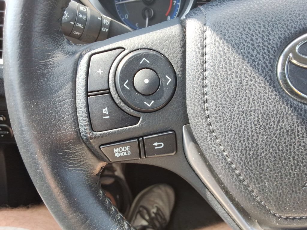Used 2015 Toyota Corolla S FWD image 27
