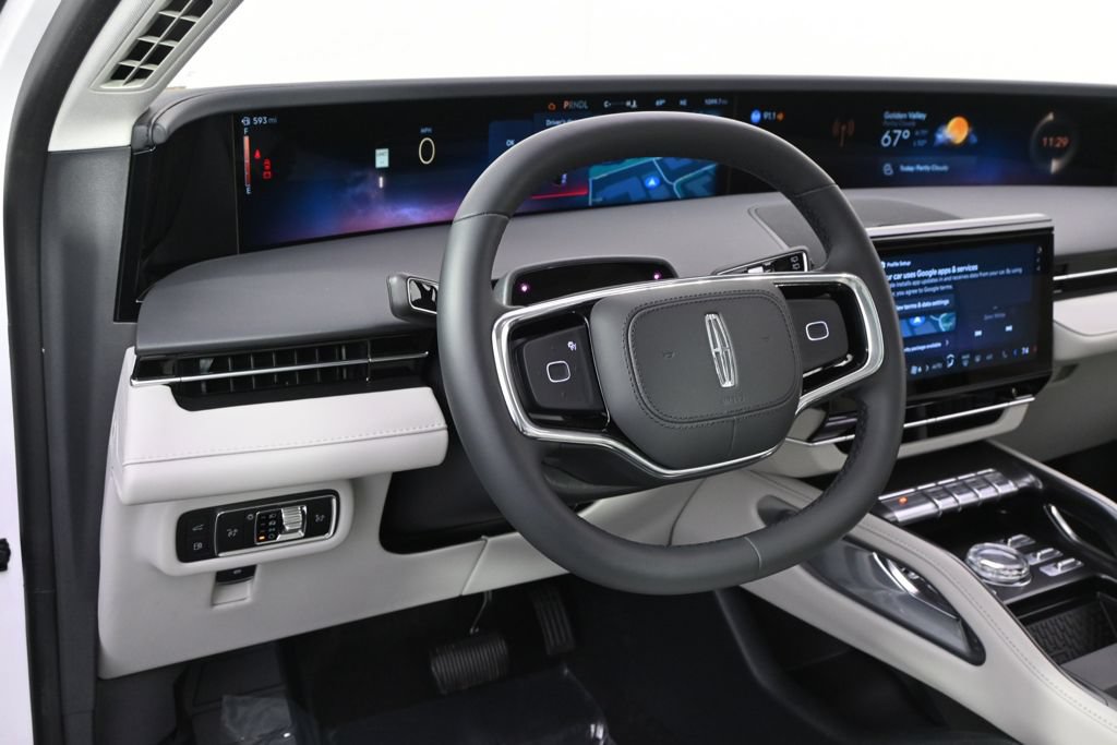 New 2026 Lincoln Nautilus Reserve w/ Jet Appearance Package AWD/4WD image 11