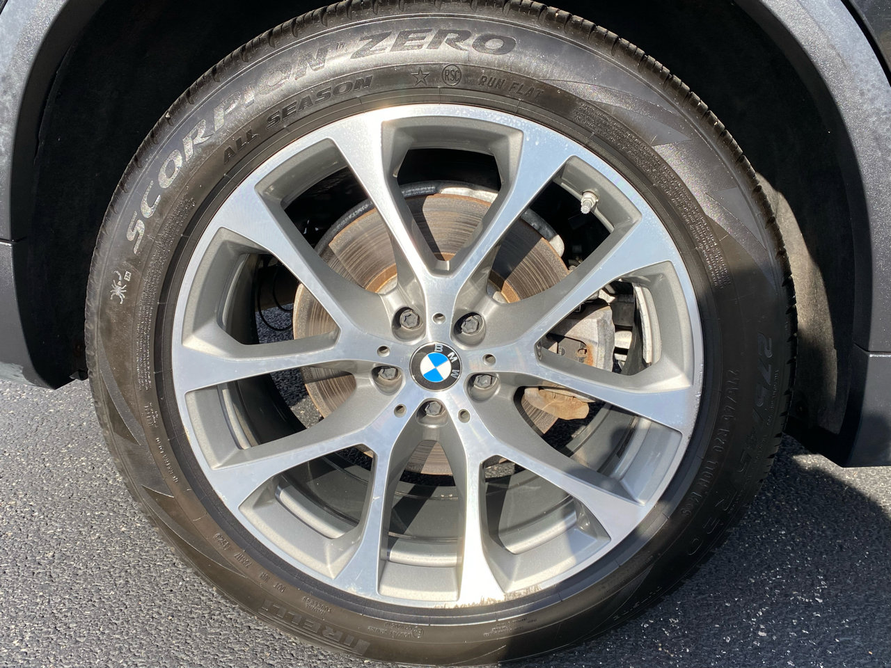 Used 2019 BMW X5 xDrive40i w/ Executive Package image 53