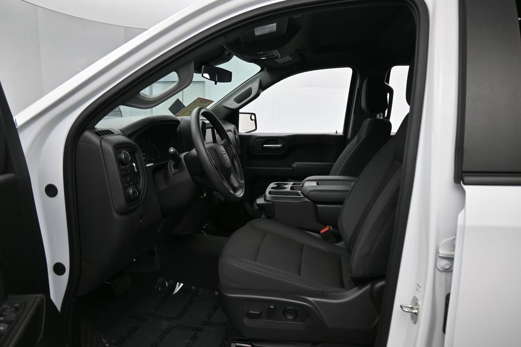 Used 2024 Chevrolet Silverado 1500 Custom Trail Boss AWD/4WD image 11