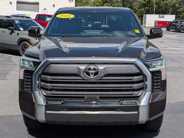 Used 2025 Toyota Tundra Limited AWD/4WD image 2