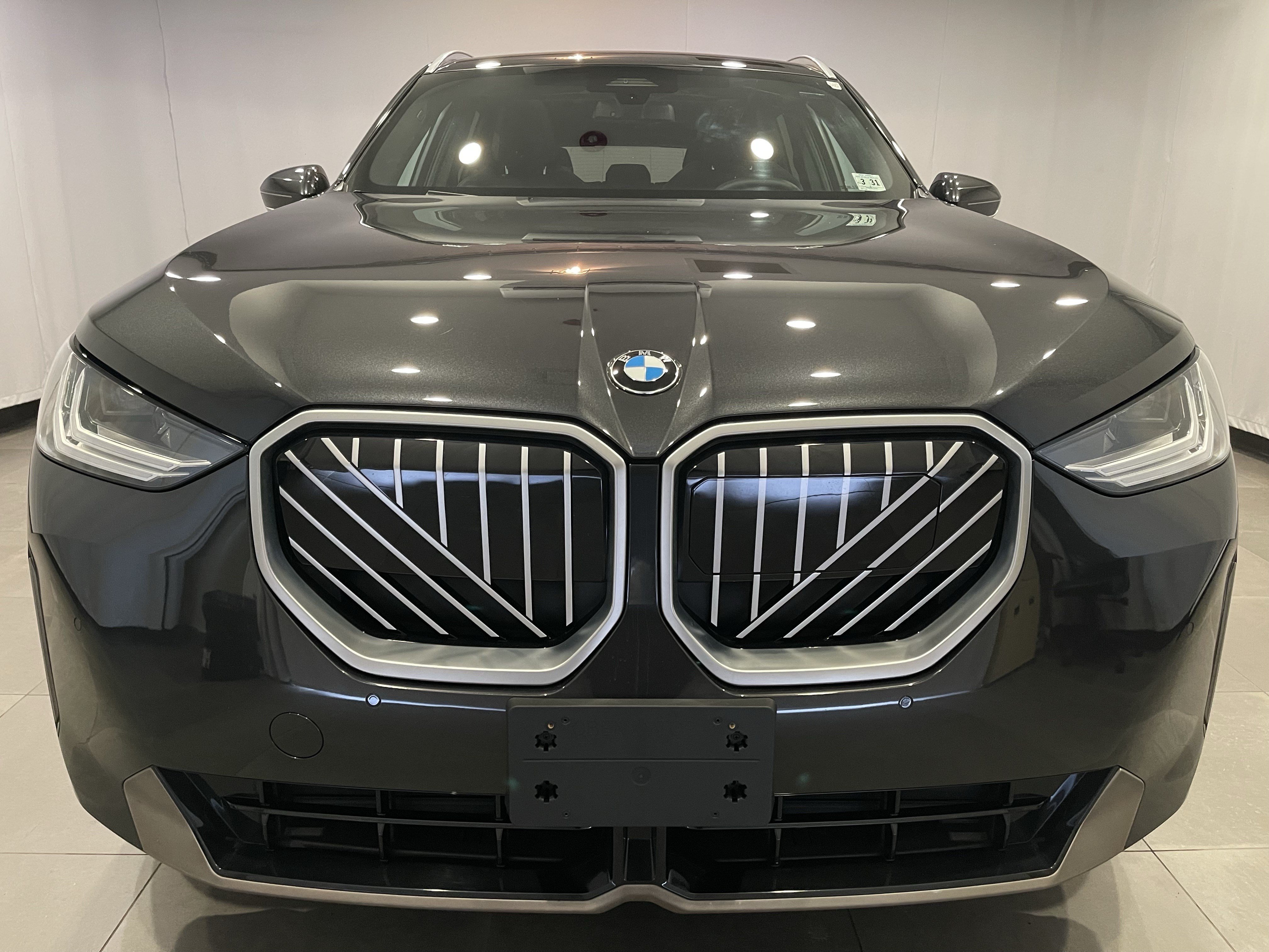 Used 2026 BMW X3 xDrive30i w/ Convenience Package AWD/4WD image 2